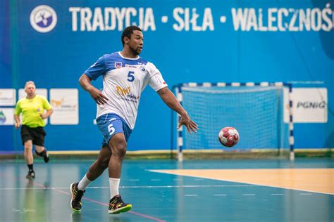Последние твиты от polska siatkówka (@polskasiatkowka). Piłka ręczna. MŚ 2021. Brazylia - Polska. Ramon Oliveira ...