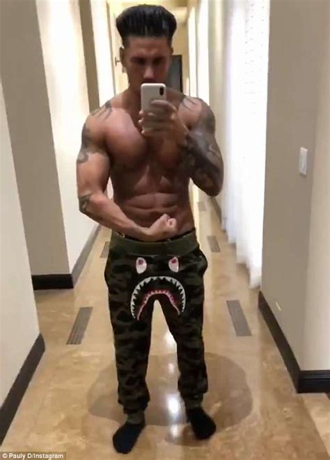 Dj Pauly D Gives Tour Of His Las Vegas Pad On Jersey Shore Vacation