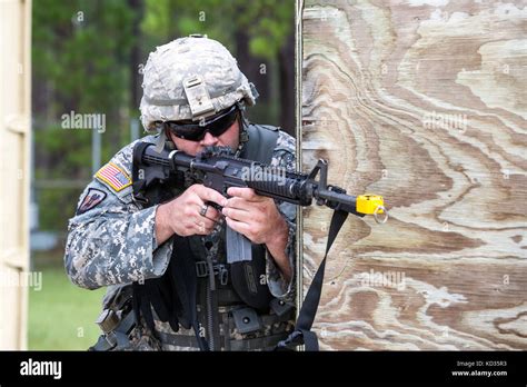 Combat Engineer Company Hi Res Stock Photography And Images Alamy