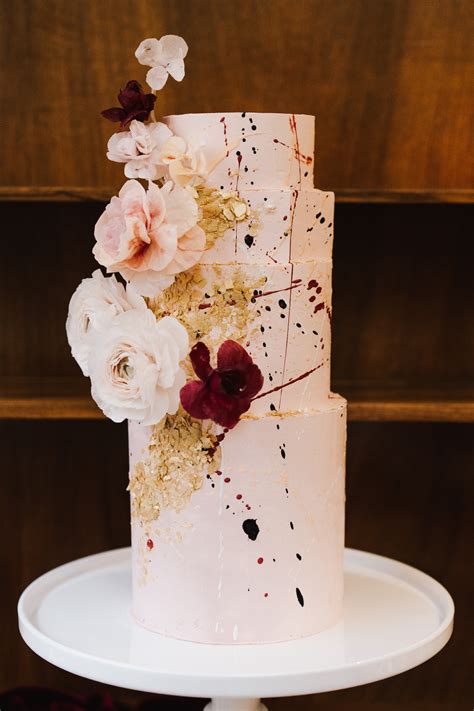 Avant Garde Cake Studio Artistic Wedding Cakes