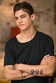 Hero Fiennes Tiffin on After and the Book's Fanbase | Collider