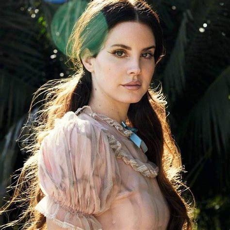 Lana Del Rey Kimdir