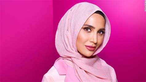 Amena Khan Hijab Wearing Model Stars In Loréal Paris Hair Campaign Cnn