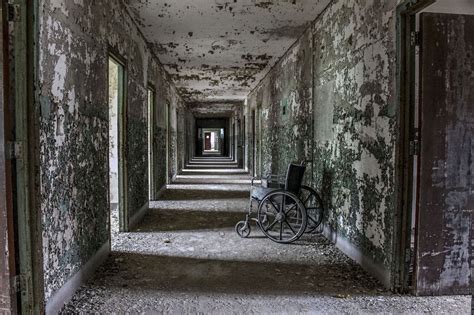Real And Horrific Experiences That Asylum Patients Had To Go Through Mysteriously Fascinating