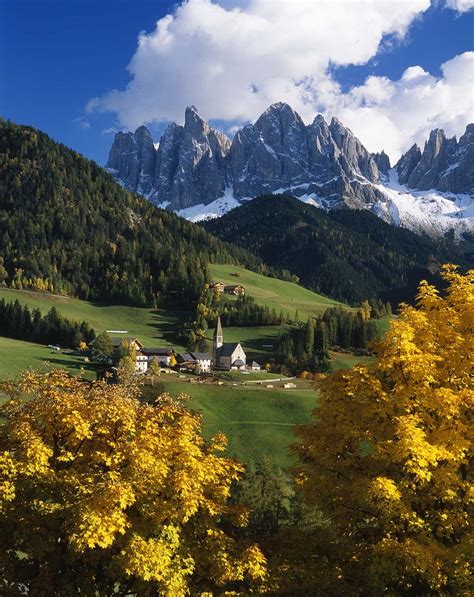 Val Di Funes Villnößtal Funes Villnöß Valley Italy Best Places To