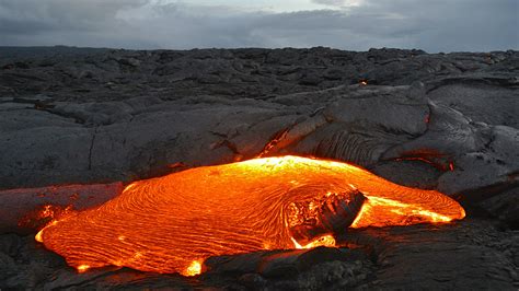 The Lava Lake Of Kilauea Volcano In Hawaii Earth Chronicles News