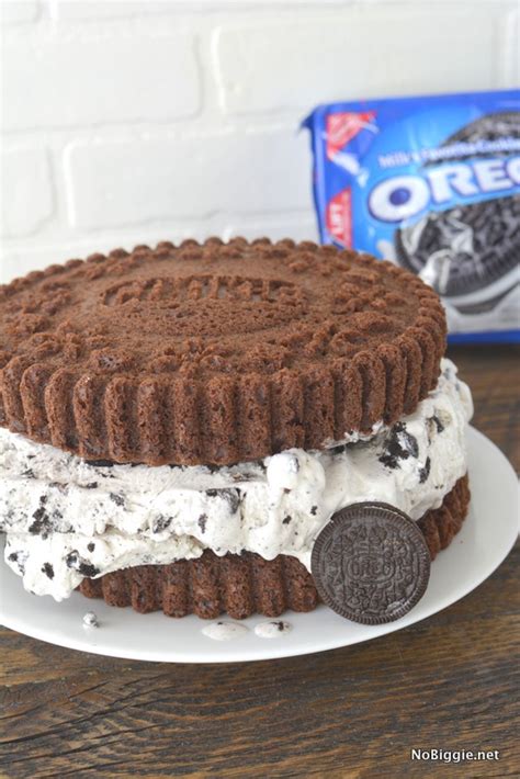 Giant Oreo Cookie Ice Cream Cake Nobiggie