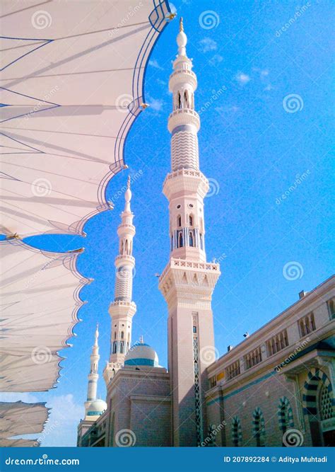 Mosque Nabawi Blue Sky Stock Photo Image Of Masjid 207892284