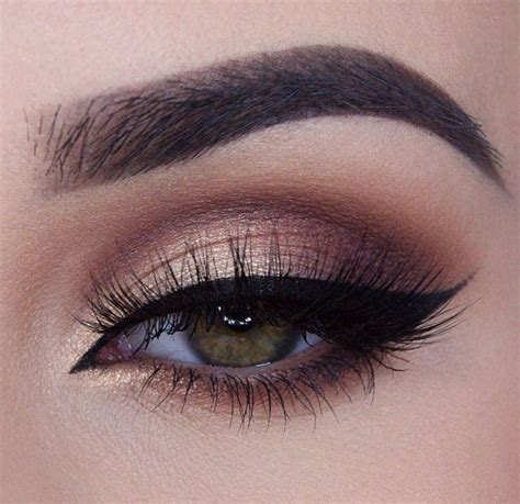 30 Beautiful Prom Makeup Ideas For Brown Eyes Eye Makeup Smokey Eye Makeup Rose Gold Makeup
