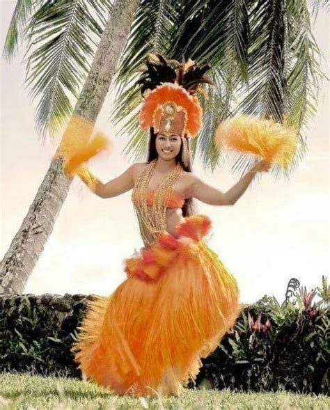 Pin By El Sosa On South Pacific In 2019 Hawaiian Dancers Polynesian