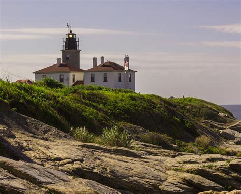Beavertail Lighthouse In Jamestown Rhode Island Photograph By Brian