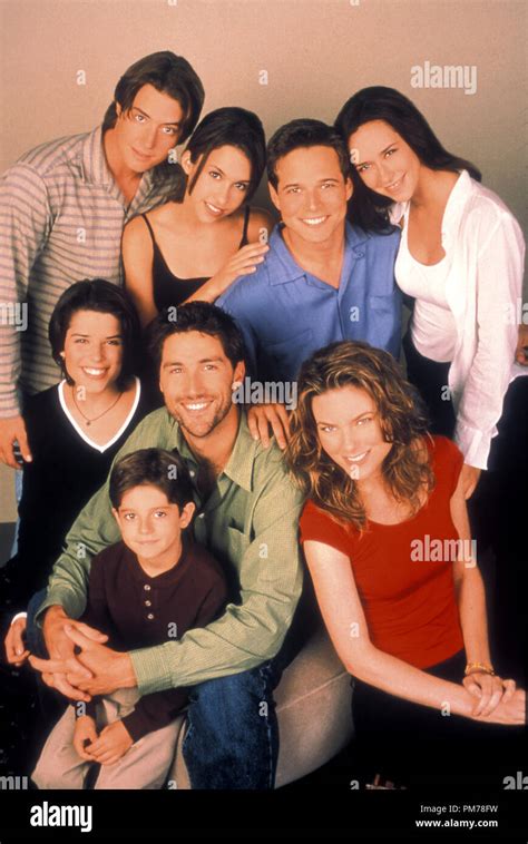 Party Of Five Tv Neve Campbell Hi Res Stock Photography And Images Alamy