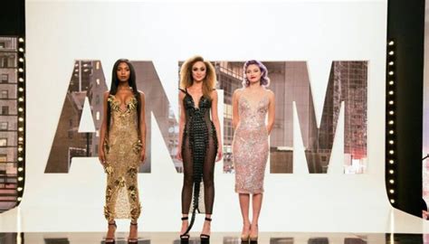 Americas Next Top Model Cycle 23 Tyra Banks Returns On Set Gives