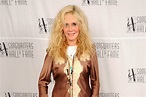 Kim Carnes Remembers Original 'We Are the World' Sessions