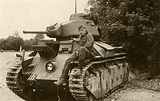 Asisbiz French Army Renault D2 tank captured battle of France 1940 web 02