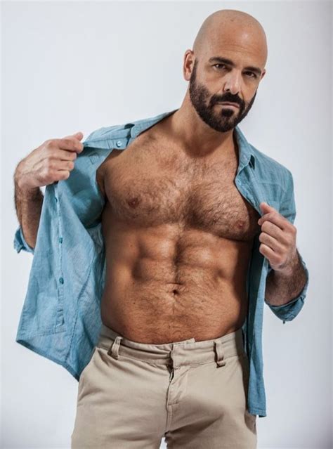 Pin By Nelson Benjamin On Hombres Men In Tight Pants Sexy Bearded