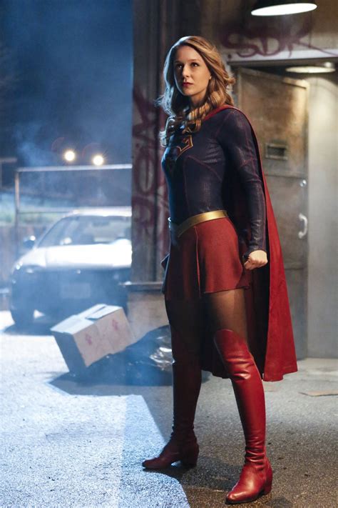 Melissa Benoist Supergirl Season 2 Photos And Posters Celebmafia