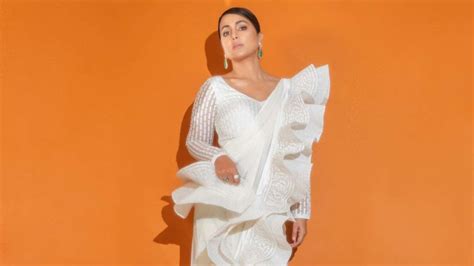 Hina Khan Looks Stunning In White Ruffled Saree Drops Photos On Instagram