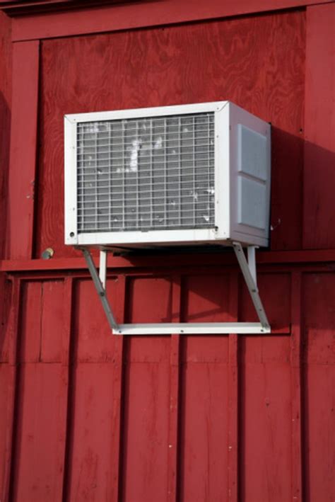 To avoid any 'duh' moments, there are a few questions do you have the right windows? Instructions on How to Install a Window Air Conditioner in ...