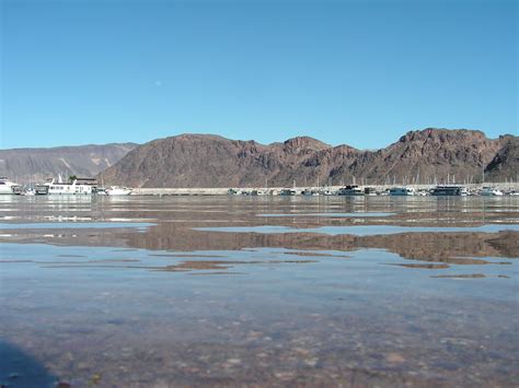 Lake Mead Marina Near Las Vegas Nevada Lake Mead Marina L Flickr