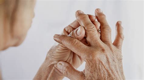 Understanding The Link Between Uric Acid And Rheumatoid Arthritis