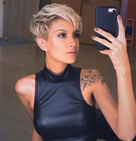 10 Trendy Pixie Haircuts For Women Perfect Short Hair Styles Pop Haircuts