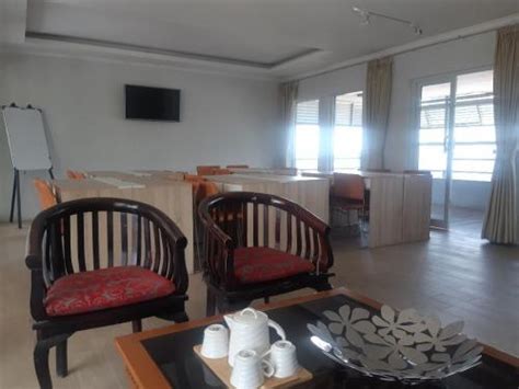 Trans studio berdiri di atas lahan 4,2 ha dan memiliki banyak sekali wahana yang bisa. sewa tempat bandung | Tempat-Usaha.com