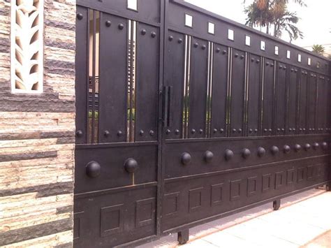 Dan anda dapat memilih motif model pintu harga pintu minimalis 2020 sangatlah bervariasi, paling murah sekitar rp.450rb, tergantung ukuran pintu rumah dan jenis kayu yang digunakan. Model Pintu Pagar Minimalis Besi Dorong (Dengan gambar ...