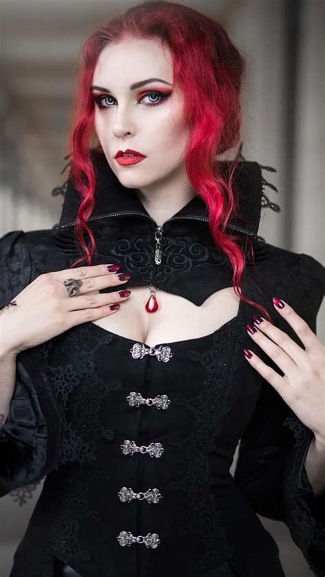 Pin By Klaus Schaaf On Dark Side Vampire Gothic Outfits Hot Goth Girls Gothic Fashion