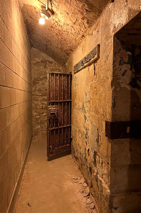The Bloody And Haunted History Of The Missouri State Penitentiary