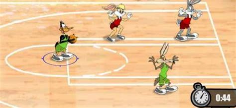 Looney Tunes Active Soccer