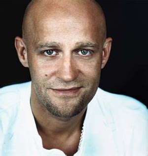 One of the most successful character actors in german cinema, he first broke out in 1992 with his role in little sharks. Jürgen Vogel | filmportal.de