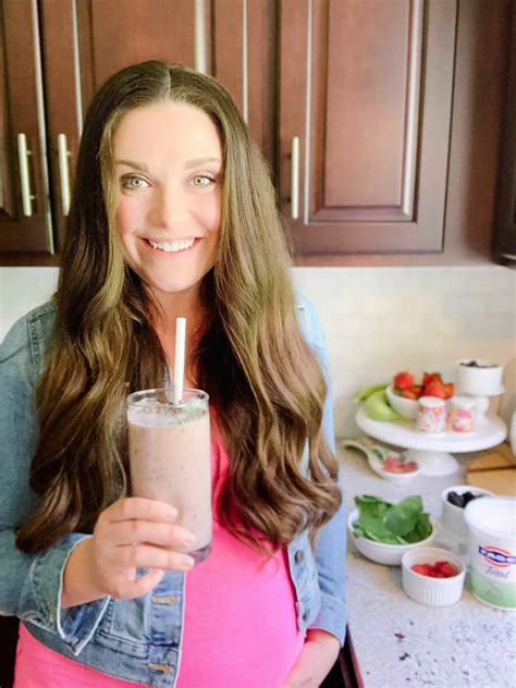 Smoothies are a great choice to have every now and then as they. Smoothies Idea For Pregnant / The Perfect Pregnancy Smoothie Super Healthy Kids ...