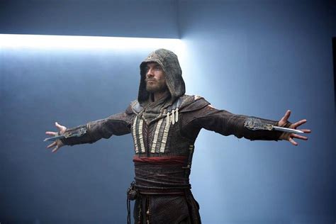 Featurette De Assassin S Creed Traz Novas Imagens Do Filme Cinema Com