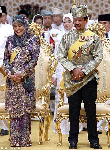 Mosques, prayer halls and stations were built across the country. Now THAT'S a Royal Wedding! Sultan of Brunei celebrates ...