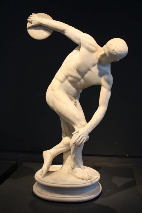 Статуя Дискобол наочний посібник і твір мистецтва