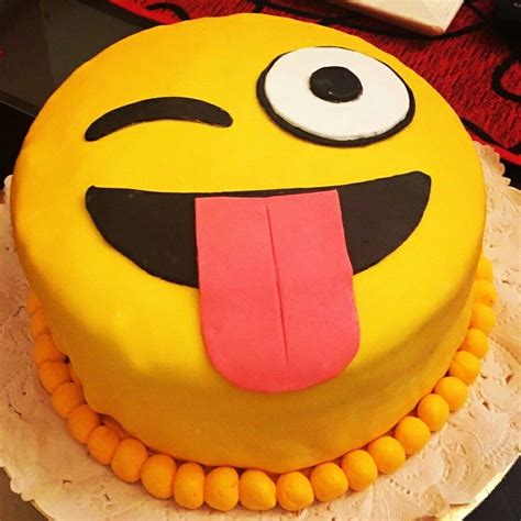 Emoji Cake Emoji Birthday Party Emoji Party Birthday Cake Cupcakes