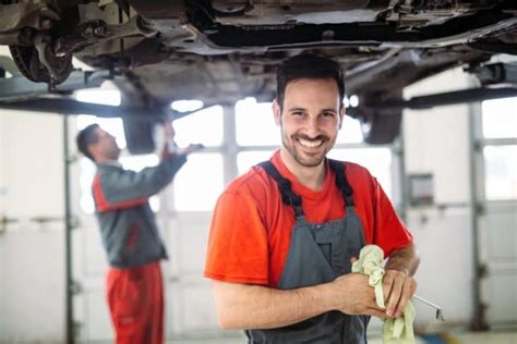 Devenir Mécanicien Auto 2023 Formation Salaire Métier