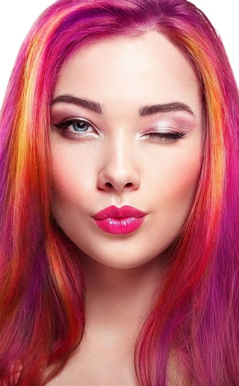 950x1534 Colorful Hair Wink Woman Model Wallpaper Haircuts For