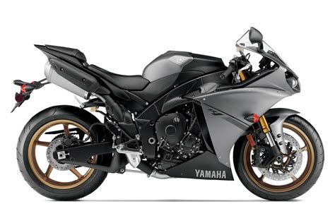 Yamaha r1 vs yamaha r6 test. 2014 Yamaha YZF-R1 Review