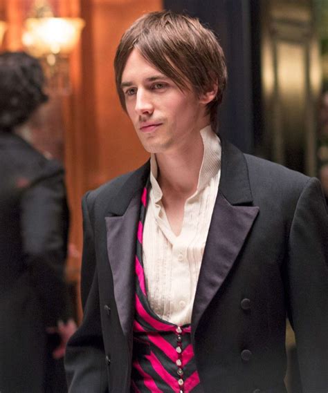 Reeve Carney Is Penny Dreadfuls Dorian Gray Interview Penny
