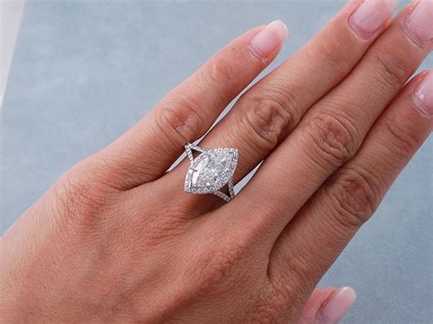 Luxe baby brand marquise has been keeping babies warm and comfortable since 1932. How Does a Marquise Cut Diamond Look Like + Buying Guide