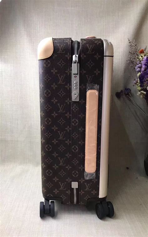 Louis Vuitton Horizon 55 Monogram Luggage M23203