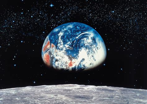 50 Earth And Moon Live Wallpaper On Wallpapersafari