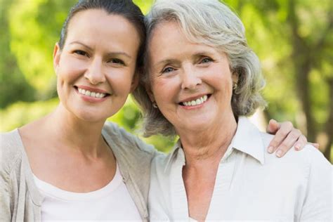 8 Signs That A Menopausal Woman Needs Hormone Replacement Therapy