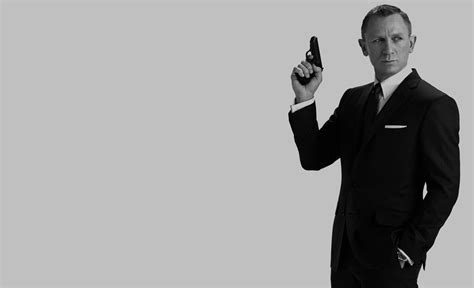 James Bond Wallpaper Daniel Craig Wallpapersafari