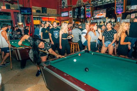 Best Dive Bars In Miami A Neighborhood Guide To Dive Bars Thrillist