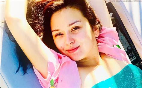 Beauty Gonzalez Shares Exact Moment Before A Painful Jellyfish Attack