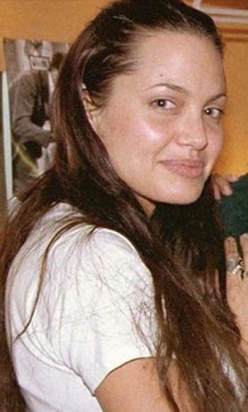 12 Rare Angelina Jolie No Makeup Photos Are Beautiful