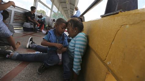 Tally Of Children Split At Us Border Tops 5400 In New Count News